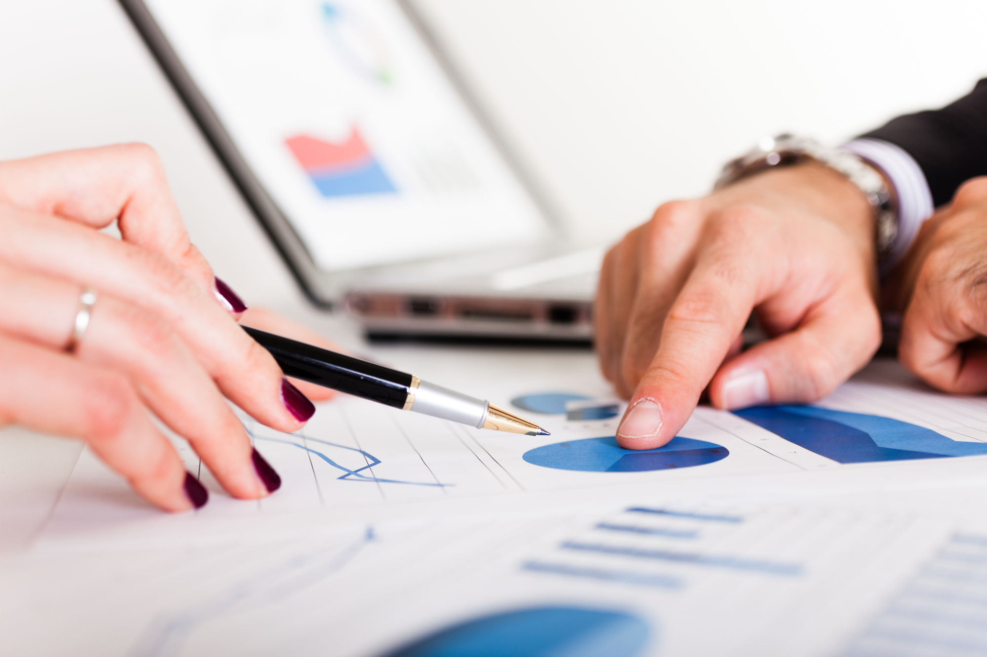 How Hard Credit Report Providers Fit Contractor Lending (2026 Guide)